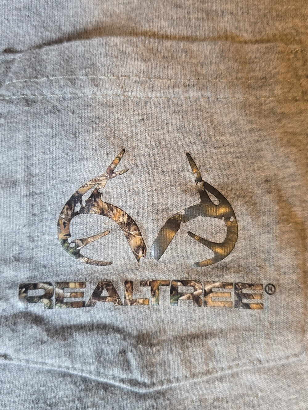 Realtree Gray Camo Logo Reptile Accessory